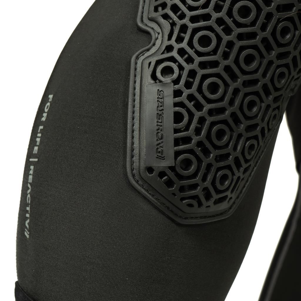 Stay Strong Reactiv Knee Guard