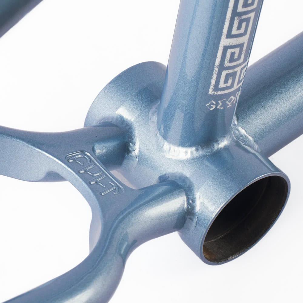 Cult Cornice ic shorty