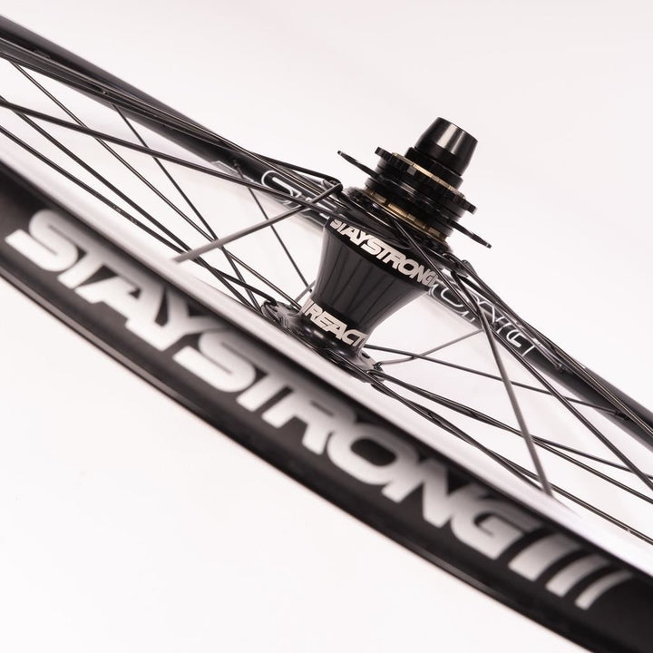 Stay Strong Reactiv 2 20 "Race Wheelset - Noir/ 1-1/8"