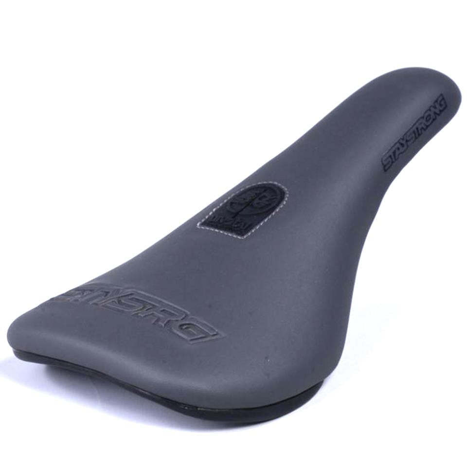 Stay Strong Apagón 2 delgada Sillín Pivotante 