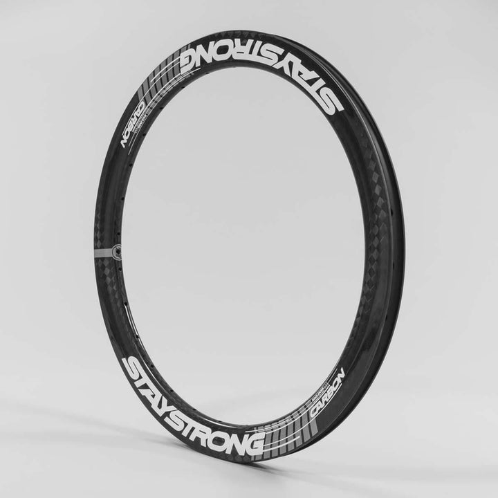 Stay Strong V3 Expert 1-3/8" Carbone Rim de course avant