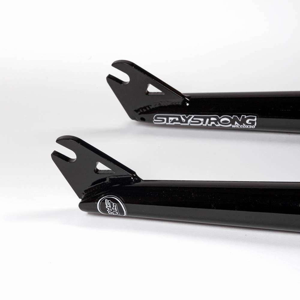 Stay Strong Forchetta Wilcox 20 "