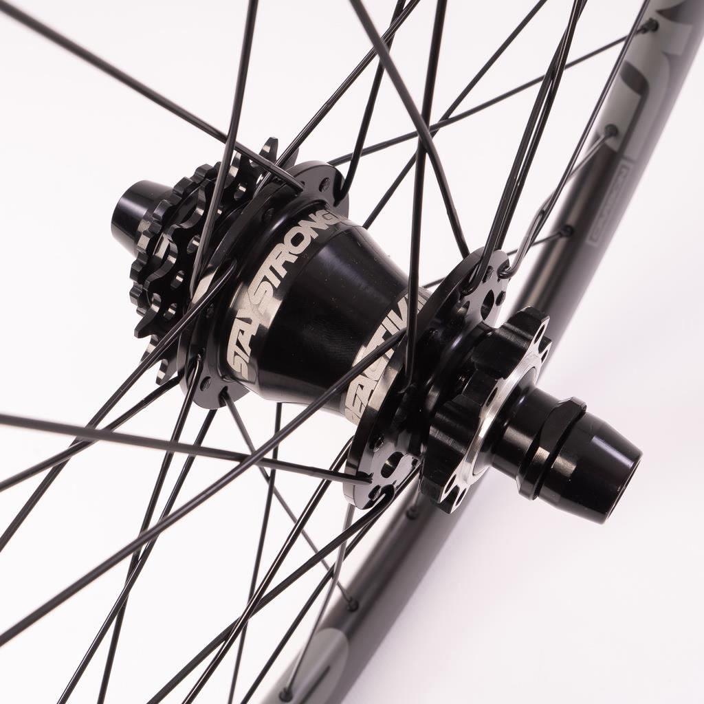 Stay Strong Carbone Reactiv 2 20 " Frein Race Wheelset - Carbone/ 1-1/8"