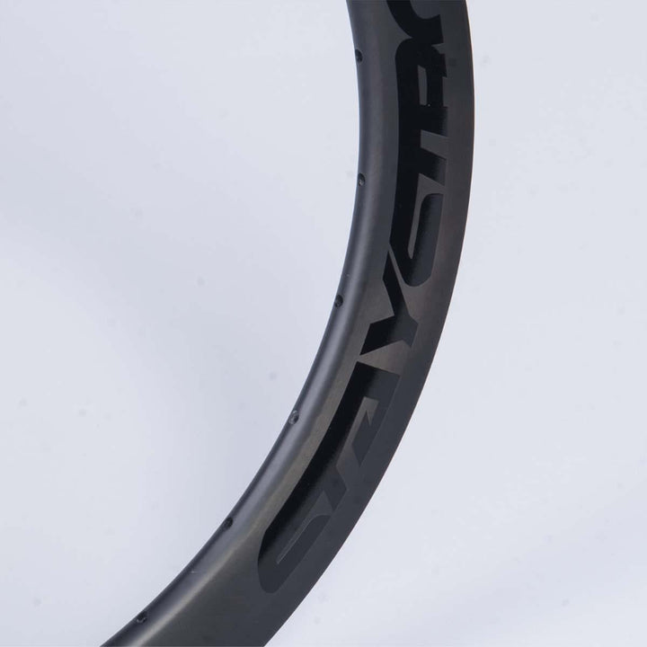 Stay Strong Race DVSN Carbone Expert Rim Rim - Front
