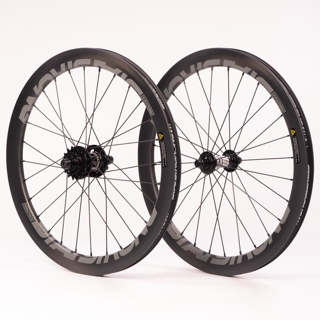 Stay Strong Carbone Reactiv 2 20 " Frein Race Wheelset - Carbone/ 1-1/8"