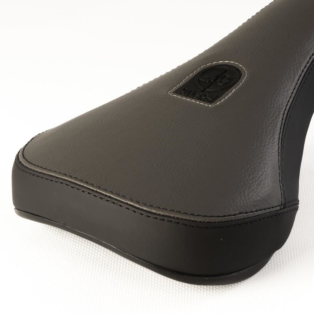 Stay Strong Combo Mid Sede fondamentale per la gara