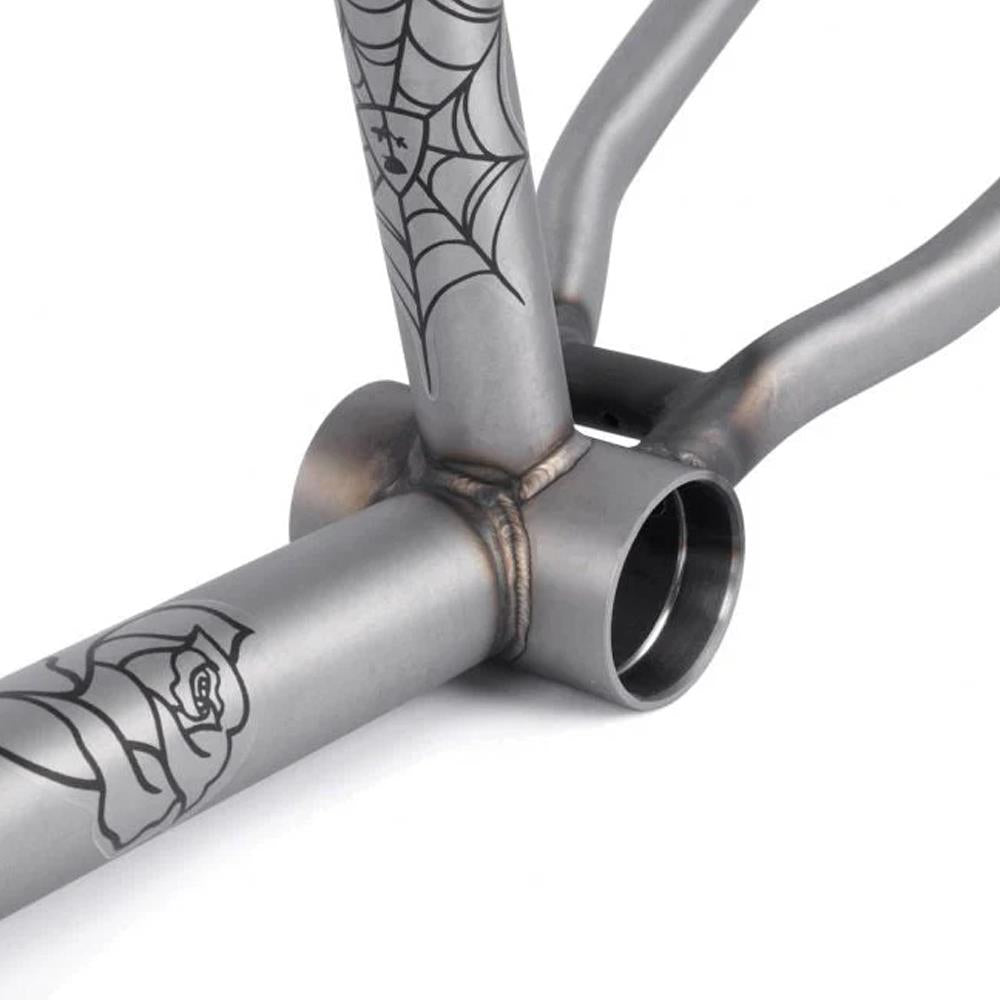 Subrosa Yung Rose 18