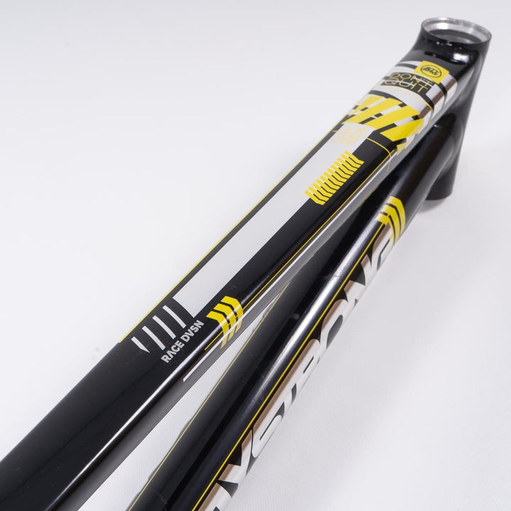 Stay Strong Per la vita 2023 V4 Junior Frame di gara - Disco Versione