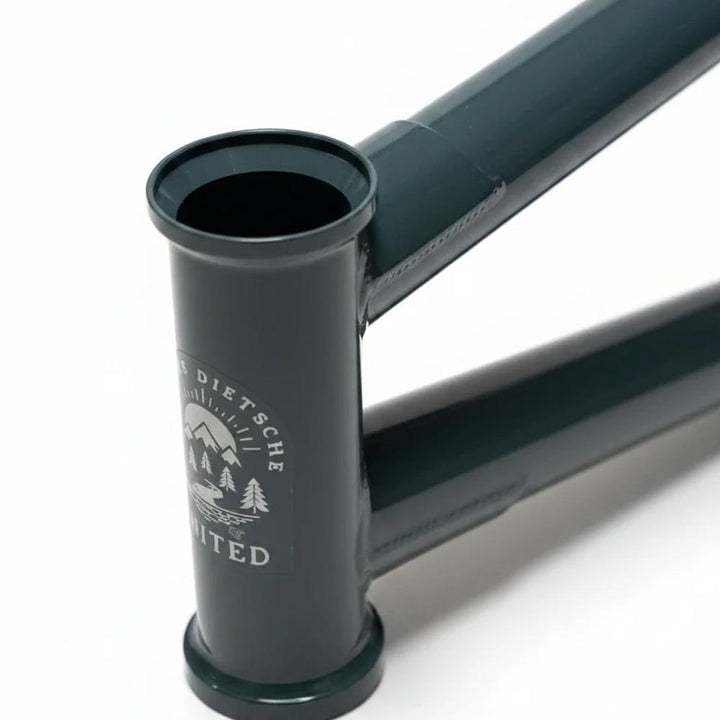 United Pro Model Frame Marius Edition