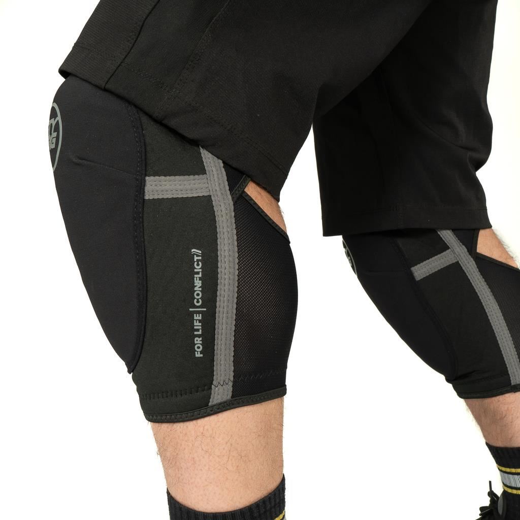 Stay Strong Conflict Knee Guard