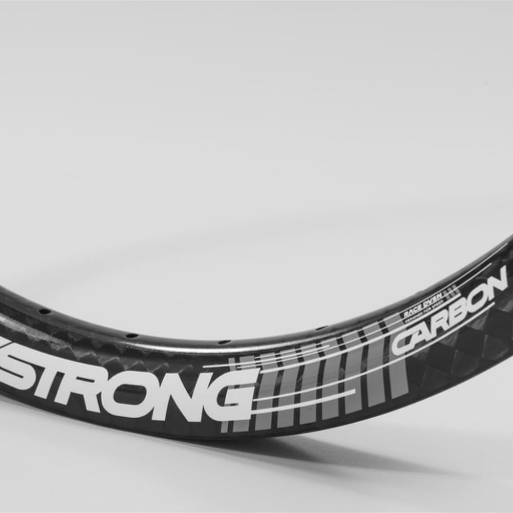 Stay Strong V3 Pro 1.75" Carbono Borde de la carrera frontal