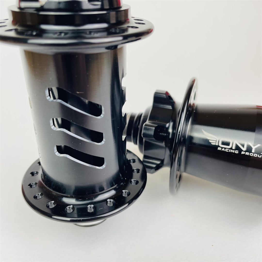 Stay Strong Limited Edition Onyx Ultra 36H Scheibe Hubset - 20 mm (vorne) 10 mm (hinten)
