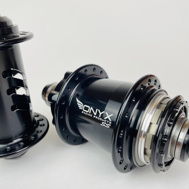 Stay Strong Limited Edition Onyx Ultra SS 36H Scheibe Hubset - 20 mm (vorne) 10 mm (hinten)