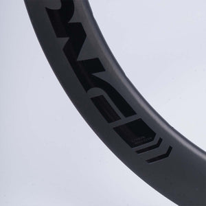 Stay Strong Race DVSN Carbone Expert Rim Rim - Front
