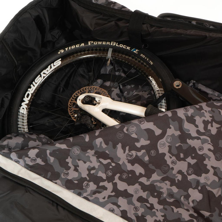 Stay Strong V2 Pro Serie Golf/Bike Bag - Nero/Grigio camo