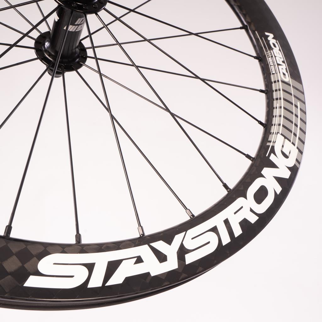 Stay Strong Carbono Carrera DVSN V3 20 " Disco RACE WOLLELSET - Carbono/ 1-1/8"